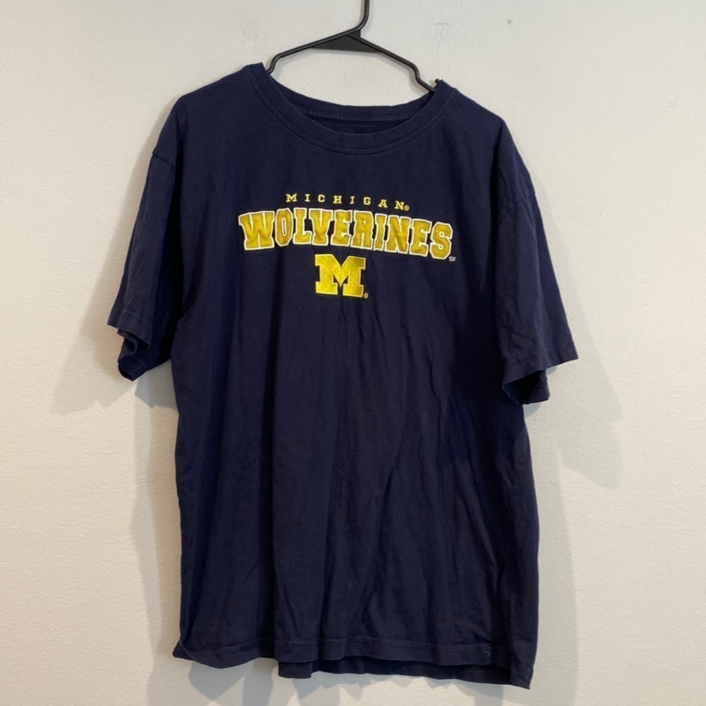 Michigan Wolverines UofM Short Sleeve Tshirt - Size Extra Large (XL)